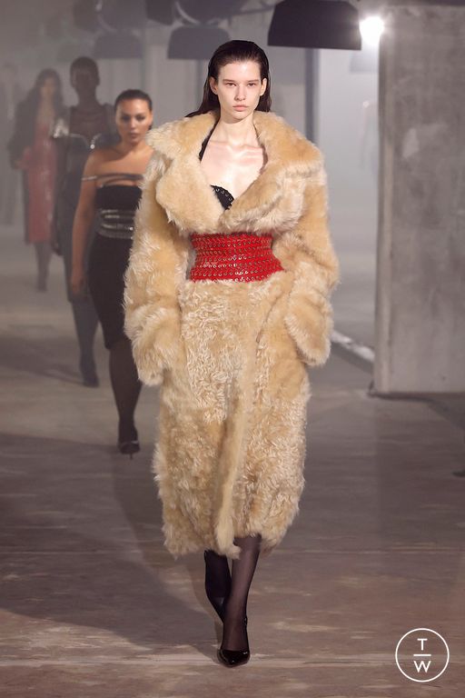 FW25 Ludovic de Saint Sernin Look 22