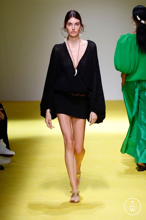 SS25 Luisa Spagnoli Look 40