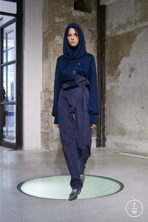 SS25 Mame Kurogouchi Look 19