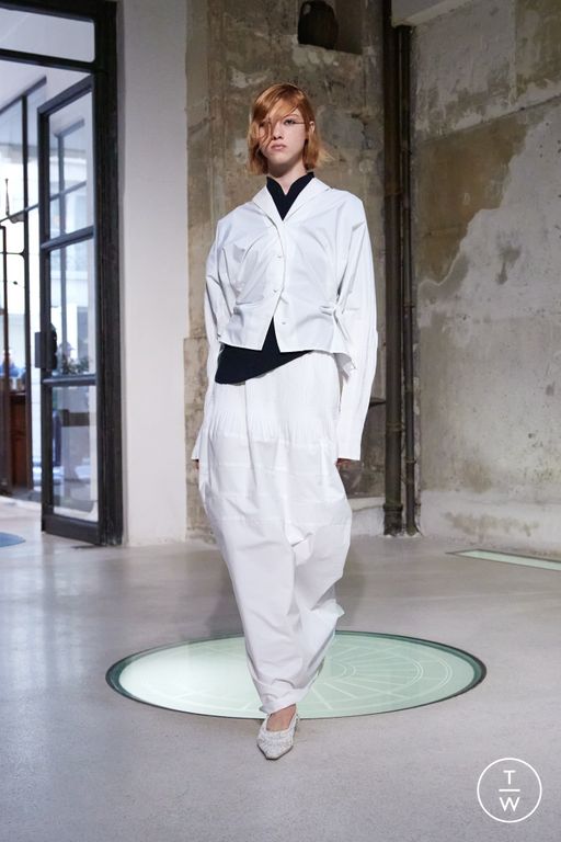 SS25 Mame Kurogouchi Look 29
