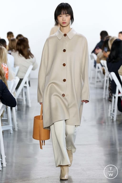 F/W 18 Mansur Gavriel Look 5