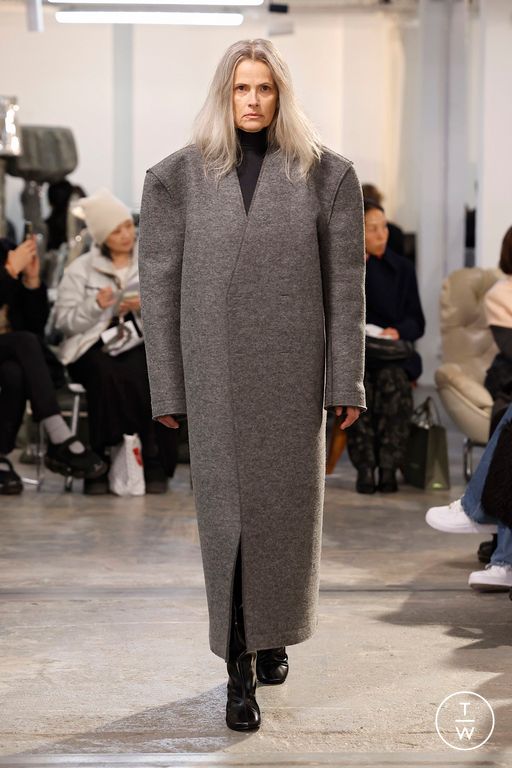 FW25 MARIE ADAM-LEENAERDT Look 3