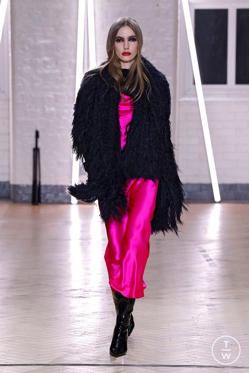 FW25 Mark Fast Look 21