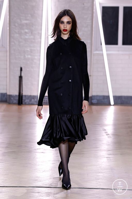 FW25 Mark Fast Look 30