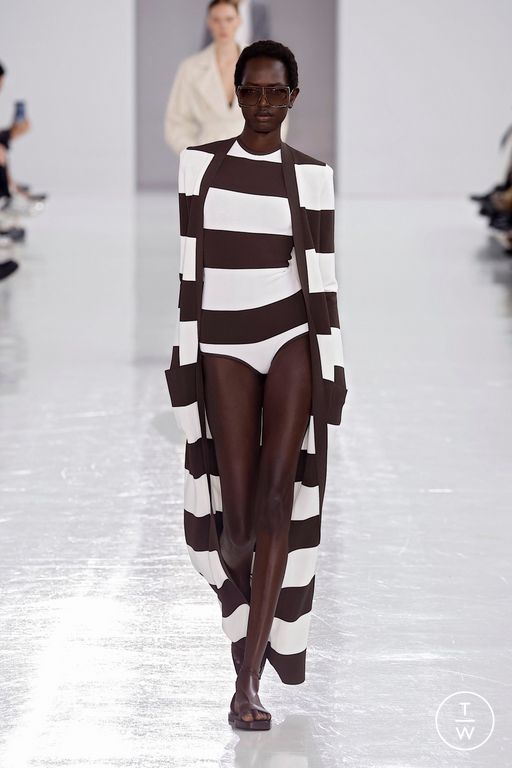 Spring-Summer 2025 Max Mara Look 32