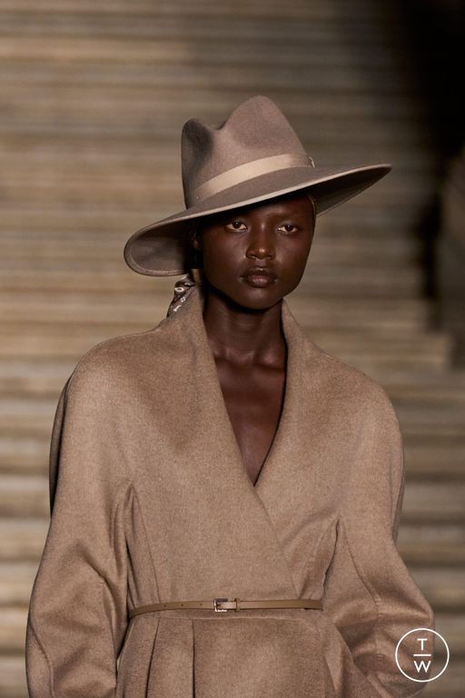 RS26 Max Mara Look 8