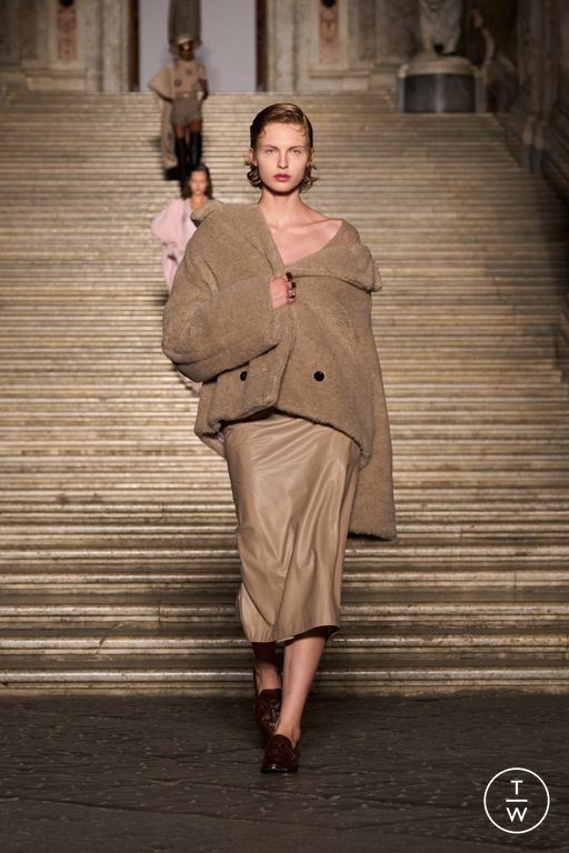 RS 26 Max Mara Look 9