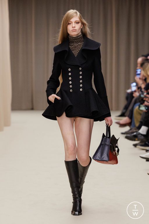 FW26 McQueen Look 3