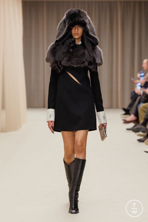FW26 McQueen Look 22