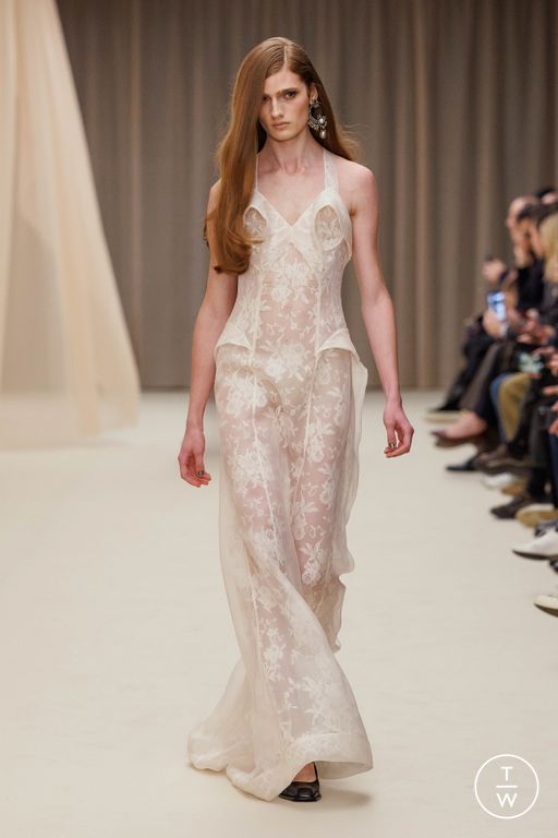 FW26 McQueen Look 36