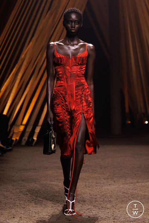 SS26 McQueen Look 38