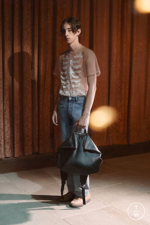 PF26 McQueen Look 23