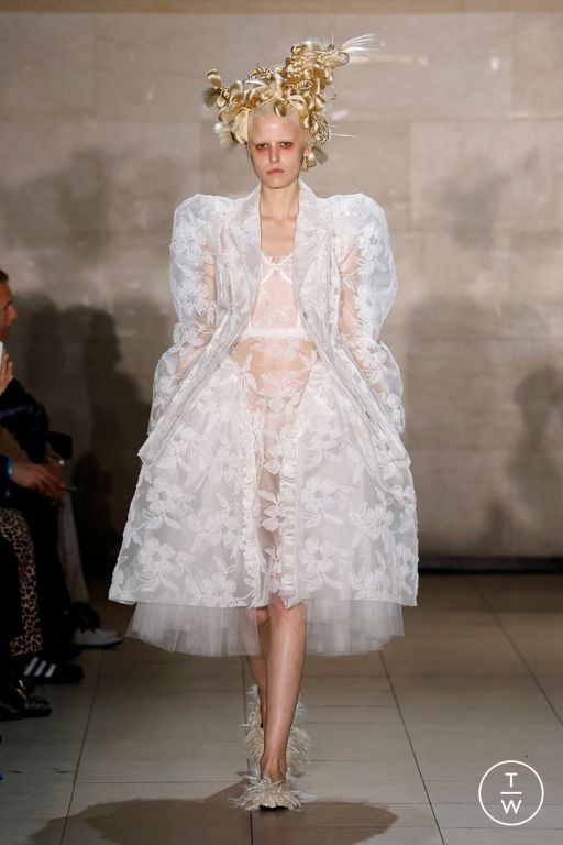 FW25 Meruert Tolegen Look 20