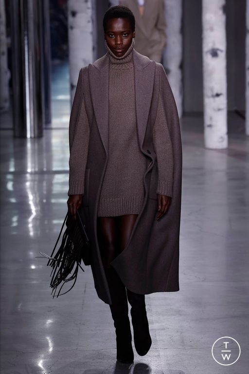 Fall/Winter 2023 Michael Kors Collection Look 10