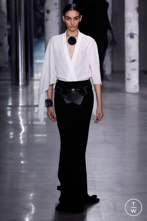FW23 Michael Kors Collection Look 35