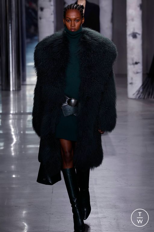 Fall/Winter 2023 Michael Kors Collection Look 40