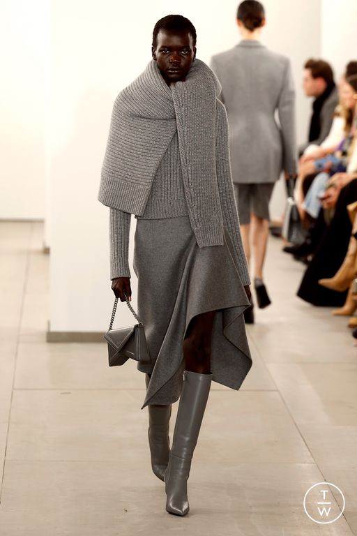 FW24 Michael Kors Collection Look 33