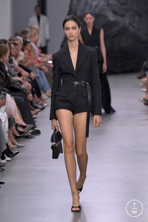 Spring-Summer 2025 Michael Kors Collection Look 2