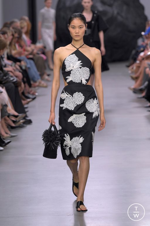 Spring-Summer 2025 Michael Kors Collection Look 10