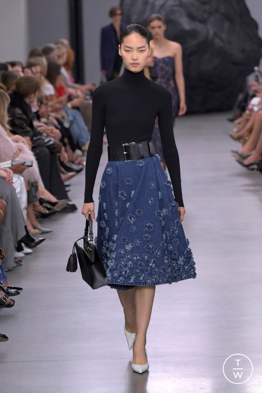 Spring-Summer 2025 Michael Kors Collection Look 30