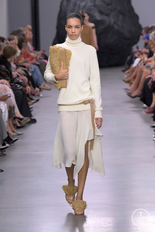 Spring-Summer 2025 Michael Kors Collection Look 40