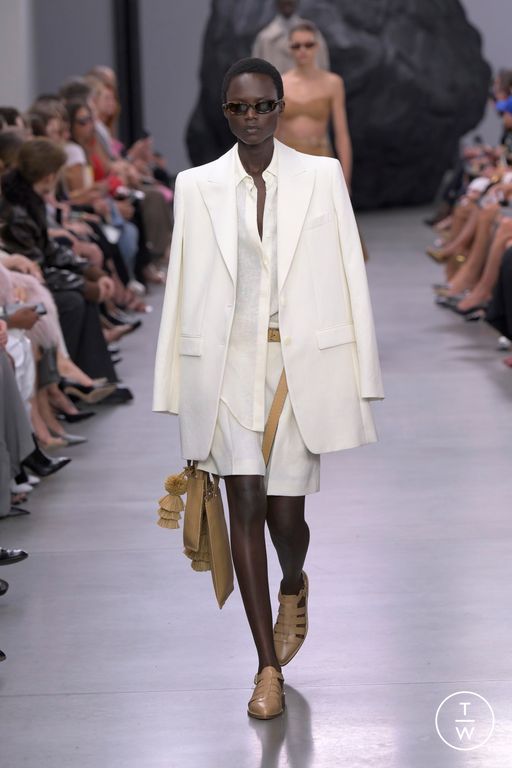 Spring-Summer 2025 Michael Kors Collection Look 43