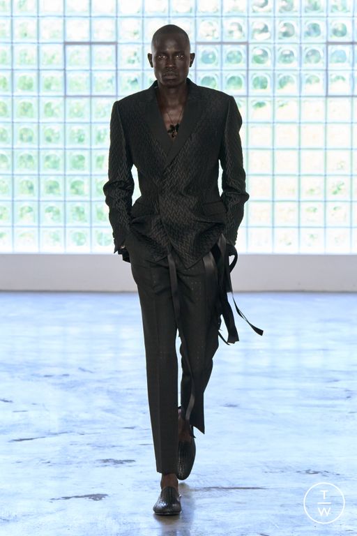 SS 26 Miguel Vieira Look 26