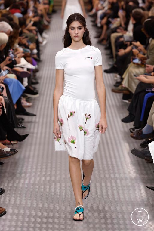 Spring-Summer 2025 Miu Miu Look 46