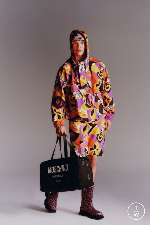 RS23 Moschino Look 16