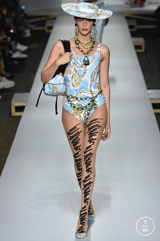 SS19 Moschino Look 30