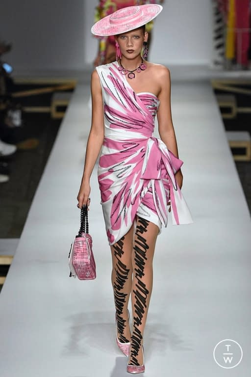 SS19 Moschino Look 44