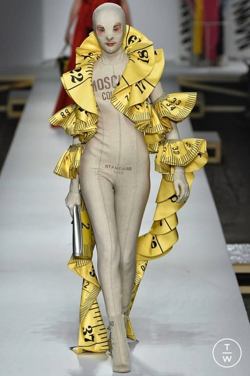 SS19 Moschino Look 57