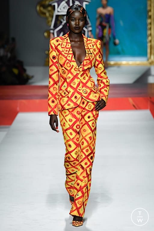 SS20 Moschino Look 2