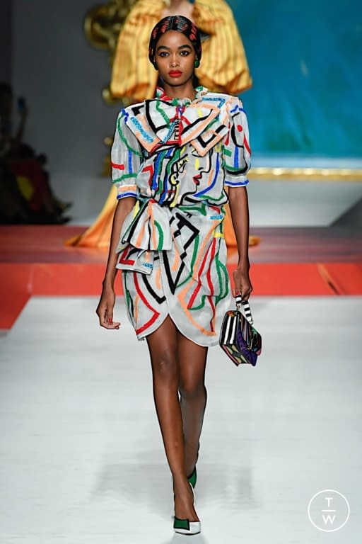 SS20 Moschino Look 21