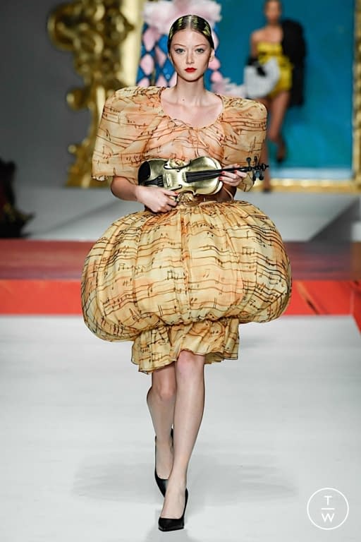 SS20 Moschino Look 49