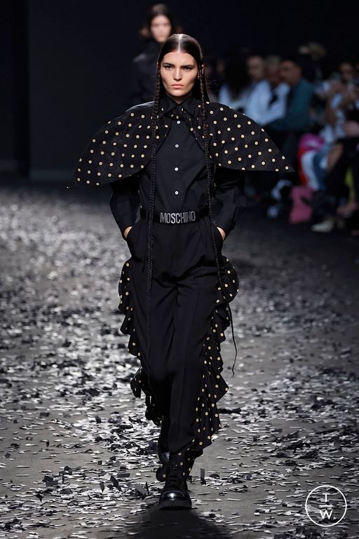 FW25 Moschino Look 15