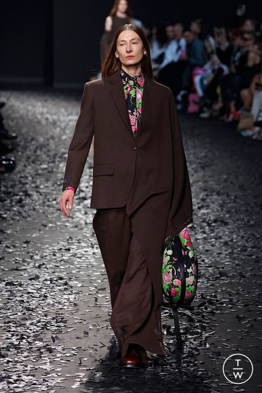 FW25 Moschino Look 20