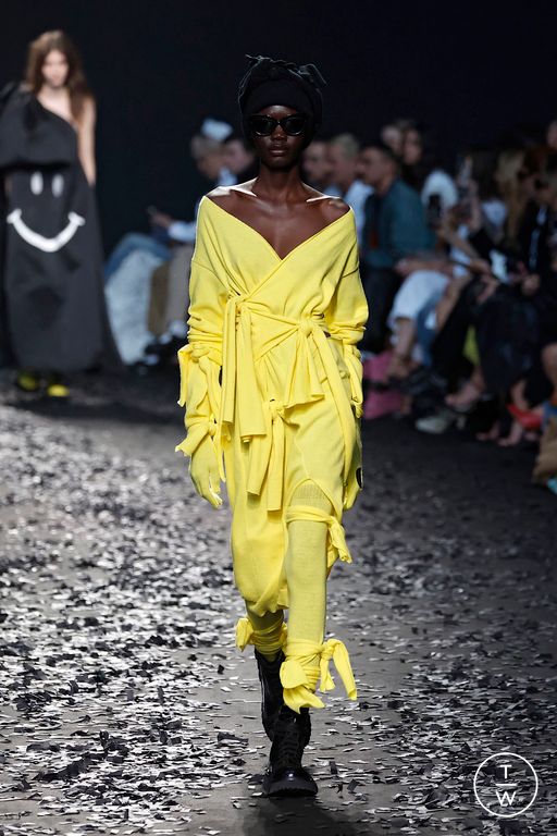 FW25 Moschino Look 33