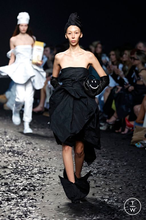 FW25 Moschino Look 35