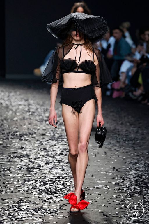 FW25 Moschino Look 43