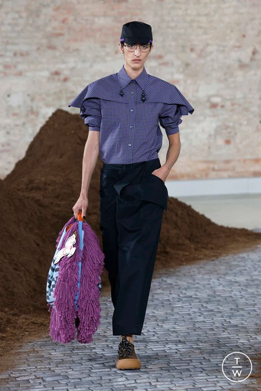 FW26 Moschino Look 17