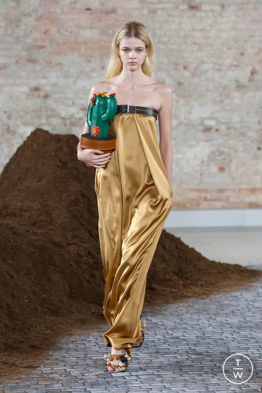 FW26 Moschino Look 29