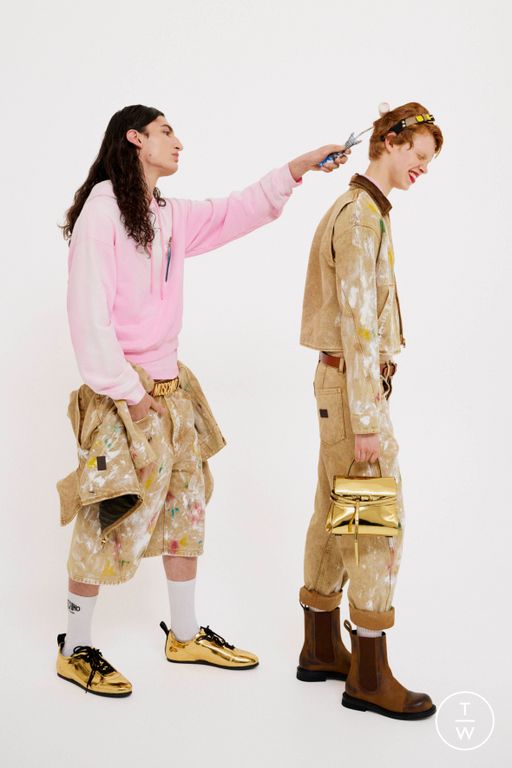 RS 26 Moschino Look 32