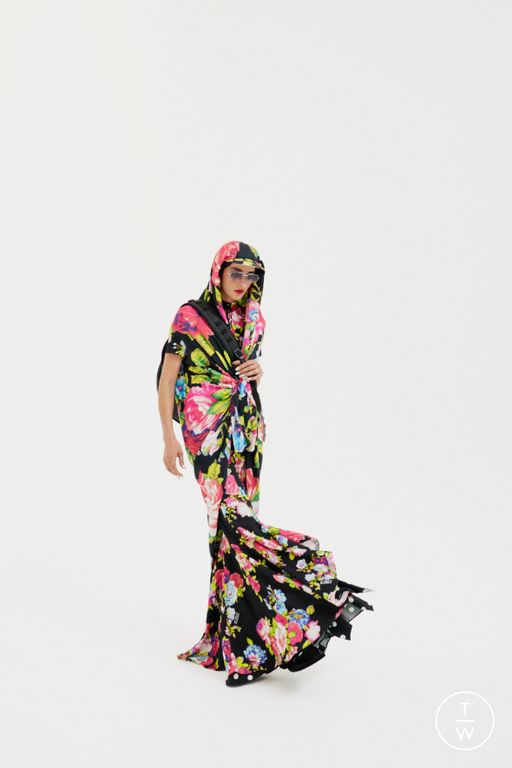 RS 26 Moschino Look 46
