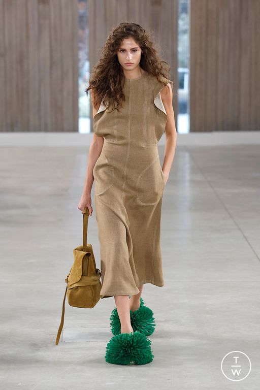 SS26 Moschino Look 19