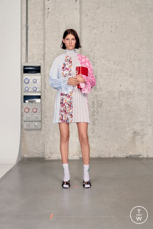RS21 MSGM Look 26