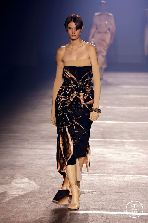 SS26 Mugler Look 9