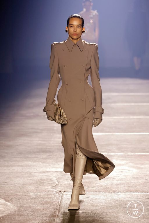 SS26 Mugler Look 34