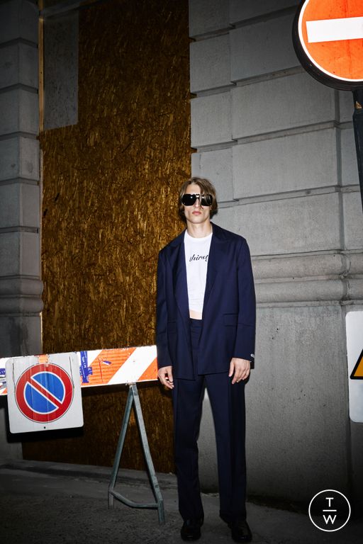 SS 26 N°21 Look 14