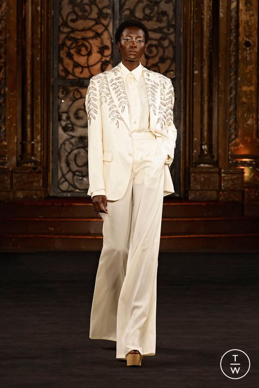 Spring/Summer 2025 Naeem Khan Look 1